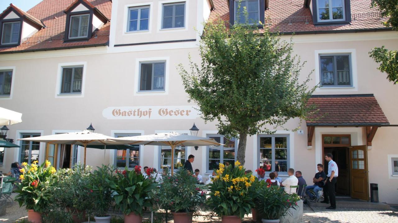 Landgasthof Geser Sarching Exterior foto